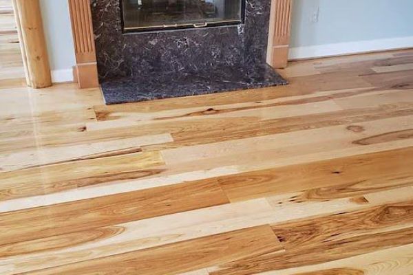 hickory-hardwood-flooring-milfordB5576C0A-32EA-7886-9E8C-157292F79B8E.jpg