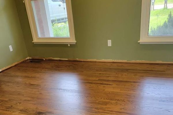 hardwood-floor-refinishing-in-bloomfield-hills-4-compressed3DFE97AA-FA95-DB3D-23FC-3A453FA20859.jpg